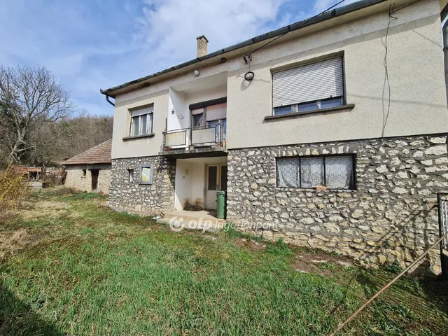 Eladó ház Bakonybél 80 nm