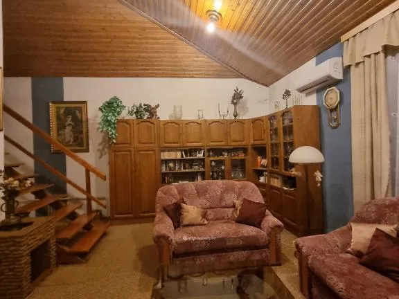 Eladó lakás Jánosháza 151 nm