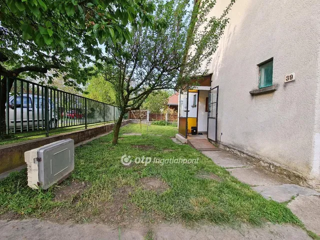 Eladó ház Balatonakarattya 70 nm