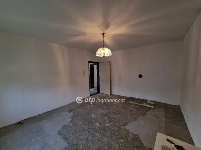 Eladó ház Kemenesszentpéter 72 nm