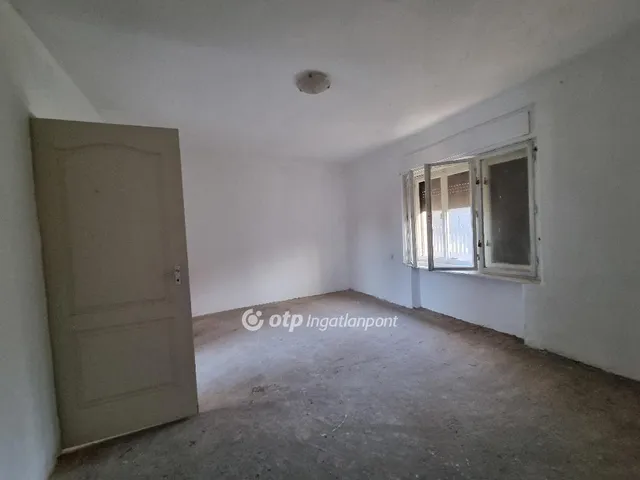 Eladó ház Kemenesszentpéter 72 nm