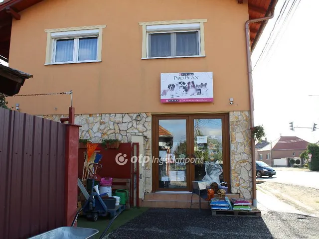 Eladó lakás Pápa 400 nm