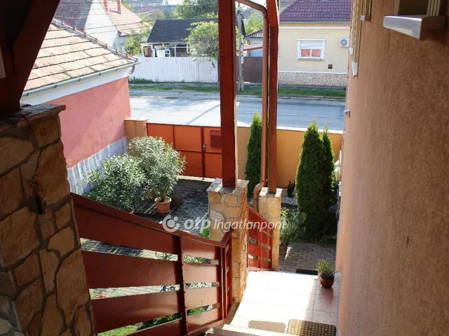 Eladó lakás Pápa 400 nm
