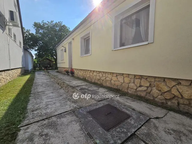 Eladó ház Pápa 170 nm