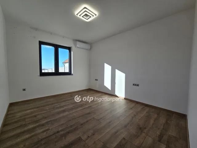 Eladó ház Somlószőlős 120 nm