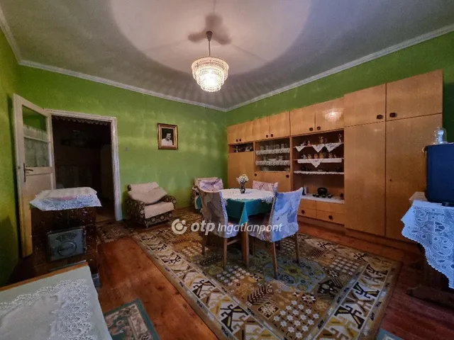 Eladó ház Somlószőlős 85 nm