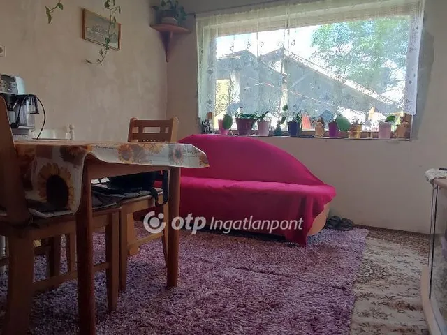 Eladó ház Ajka 65 nm