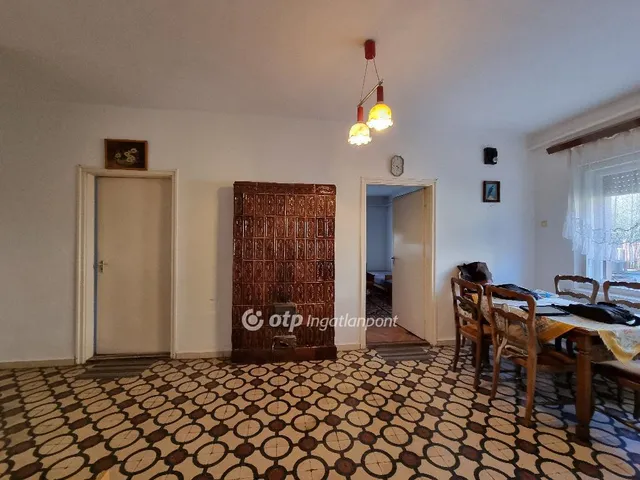 Eladó ház Devecser 71 nm