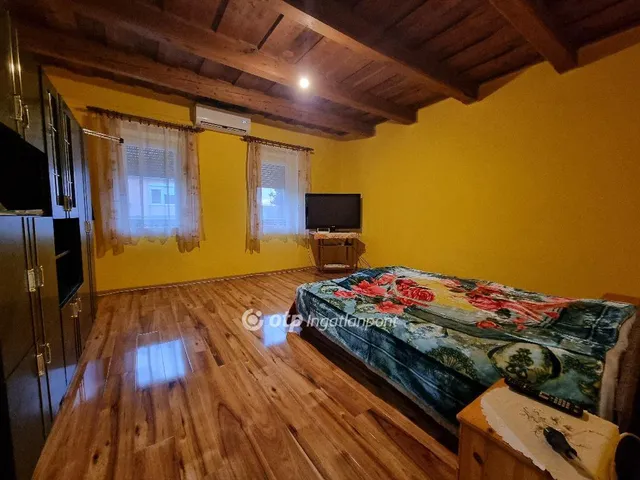 Eladó ház Takácsi 71 nm