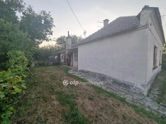 Eladó ház Lovászpatona 128 nm