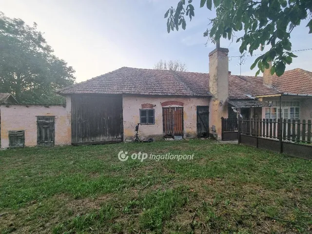 Eladó ház Lovászpatona 128 nm