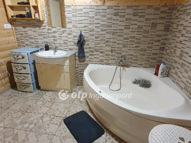 Eladó ház Káptalanfa 80 nm