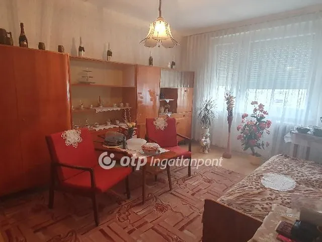 Eladó lakás Ajka 47 nm
