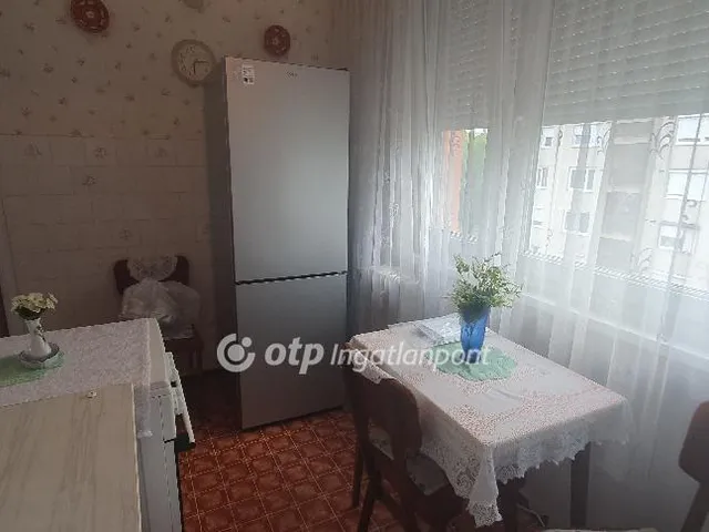 Eladó lakás Ajka 47 nm