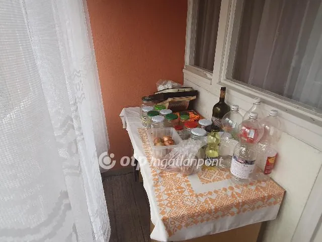 Eladó lakás Ajka 47 nm