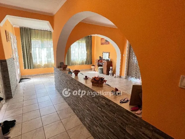 Eladó ház Ugod 170 nm