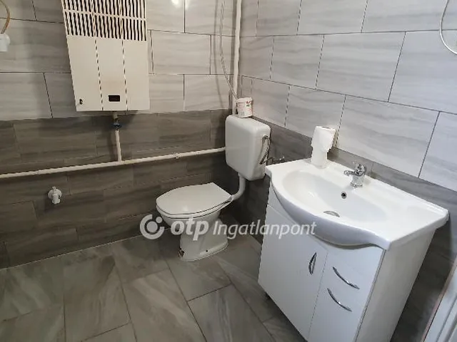 Eladó ház Devecser 57 nm