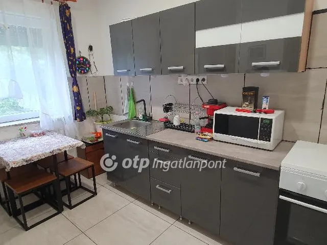 Eladó lakás Ajka 45 nm