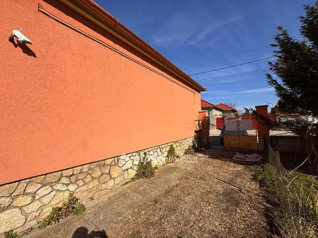 Eladó ház Pápa 64 nm