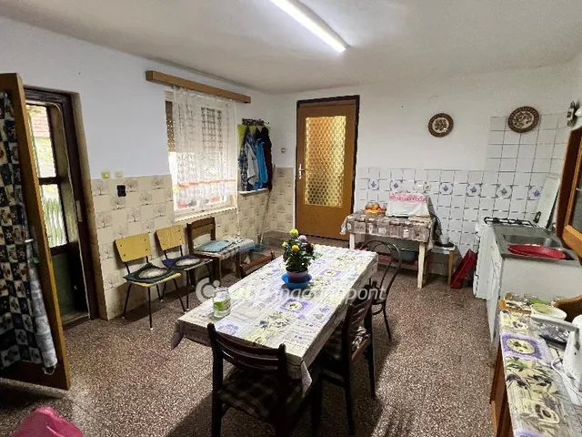 Eladó ház Csót 95 nm