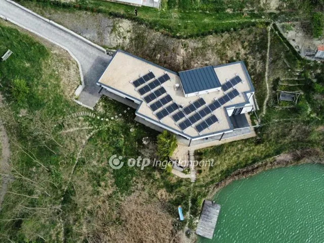Eladó üdülő és hétvégi ház Szerecseny 151 nm