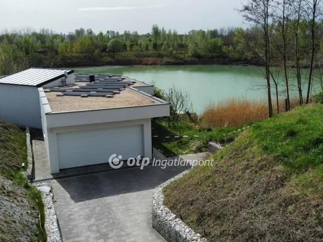 Eladó üdülő és hétvégi ház Szerecseny 151 nm