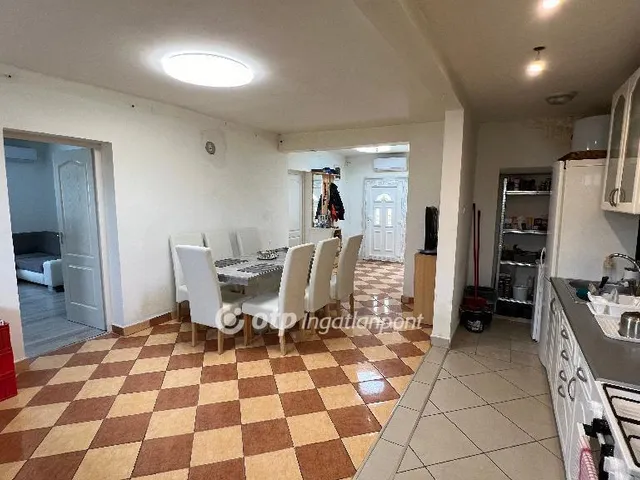 Eladó ház Kup 73 nm