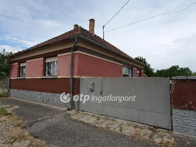 Eladó ház Kerta 86 nm