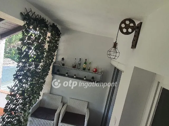 Eladó lakás Pápa 130 nm