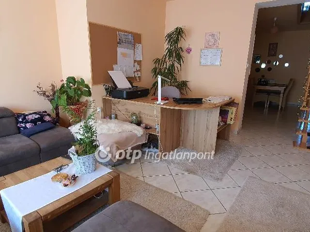 Eladó lakás Pápa 130 nm