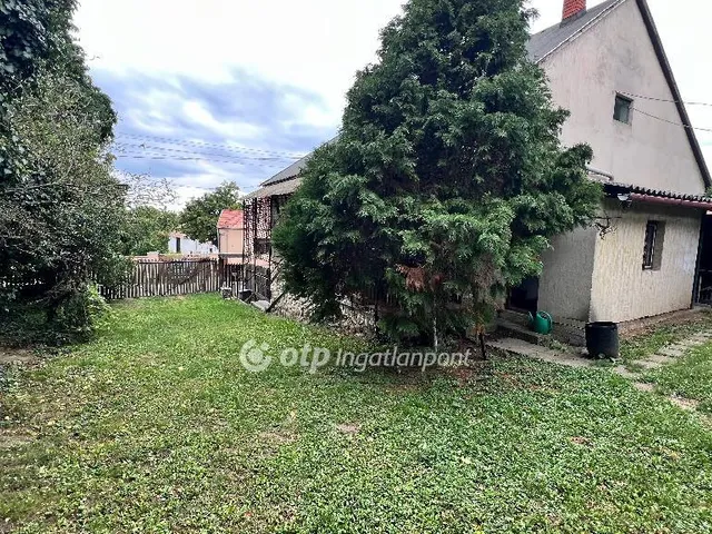 Eladó ház Ugod 215 nm