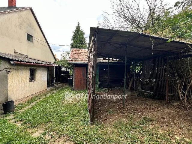 Eladó ház Ugod 215 nm