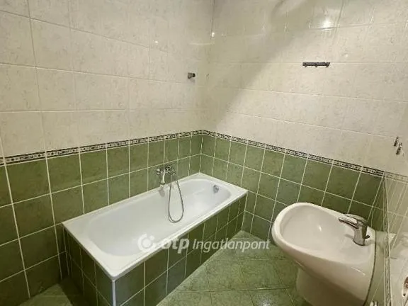 Eladó lakás Pápa 51 nm