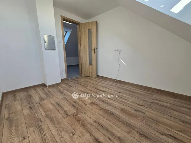 Eladó ház Béb 107 nm