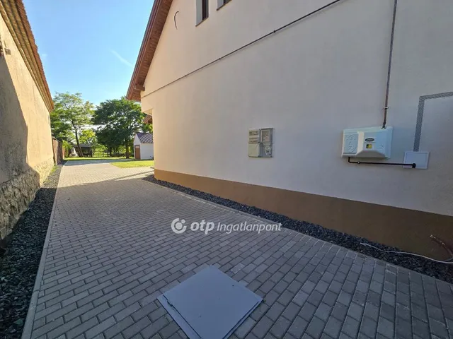 Eladó ház Béb 107 nm