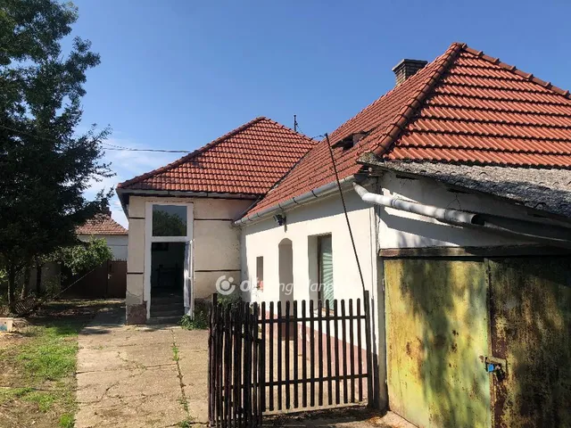 Eladó ház Somlójenő 110 nm