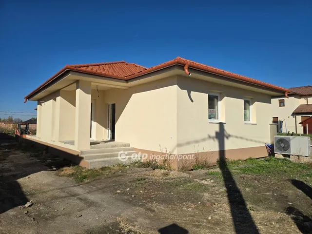 Eladó ház Pápa 140 nm