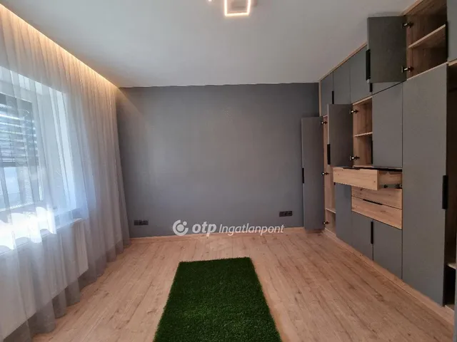 Eladó ház Döbrönte 183 nm