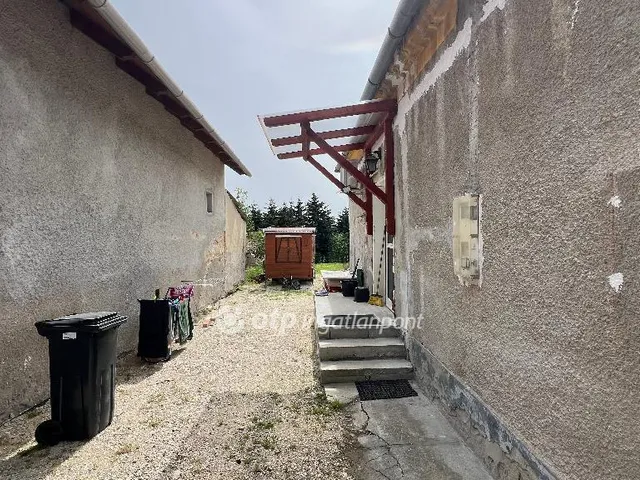 Eladó ház Kup 73 nm