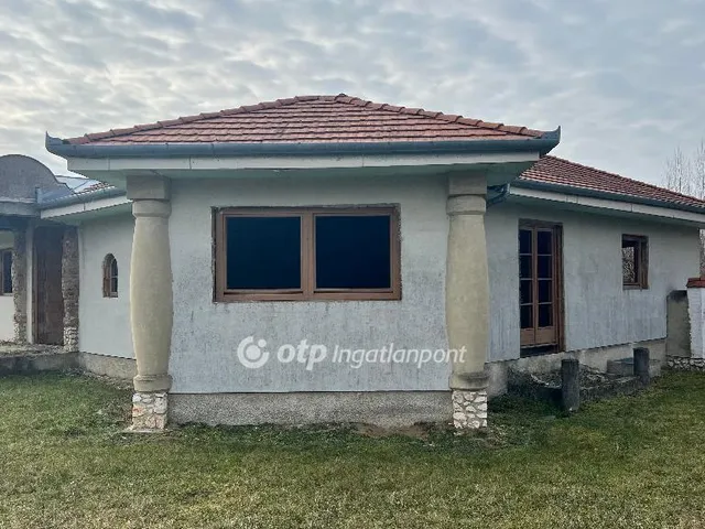 Eladó ház Döbrönte 220 nm