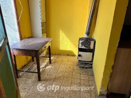 Eladó telek Pápa, Törzsökhegy 1686 nm