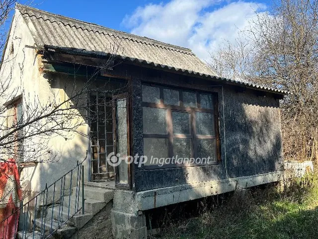 Eladó telek Pápa, Törzsökhegy 1686 nm