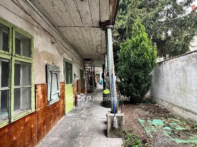 Eladó ház Pápa, Belváros 140 nm