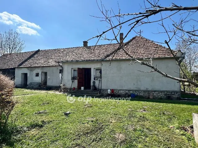 Eladó ház Nemesgörzsöny 87 nm