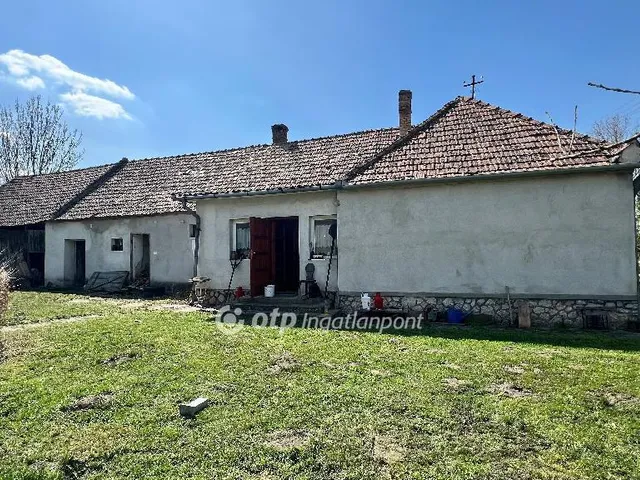 Eladó ház Nemesgörzsöny 87 nm