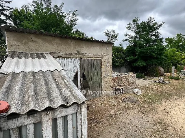 Eladó ház Pápa, Kéttornyúlak 150 nm