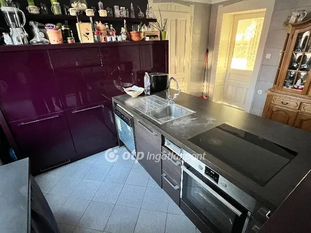 Eladó lakás Pápa 149 nm