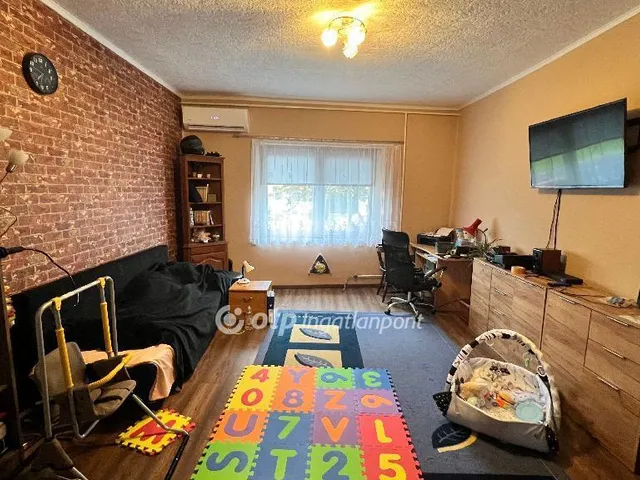 Eladó ház Béb 69 nm