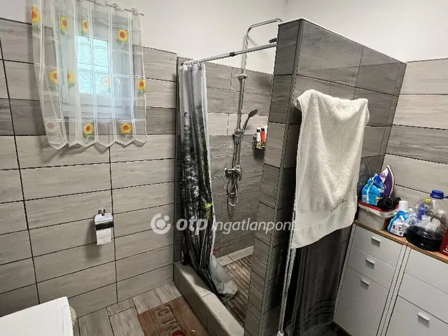 Eladó ház Béb 69 nm