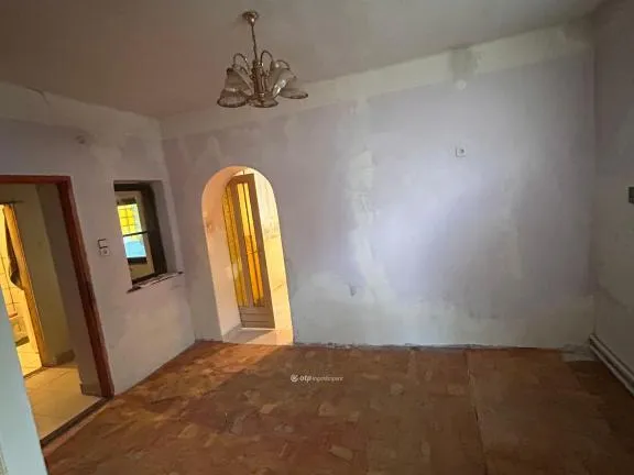 Eladó ház Pápateszér 86 nm